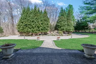 19 Mallard Dr, Lloyd Harbor, NY 11743 - Photo 7