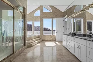 19 Mallard Dr, Lloyd Harbor, NY 11743 - Photo 17