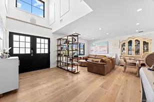 4 Allison Dr, Old Bethpage, NY 11804 - Photo 5