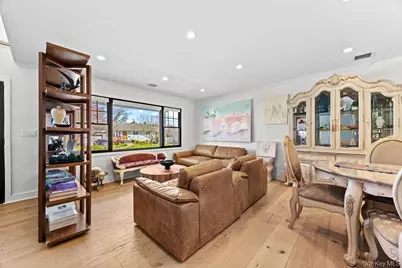 4 Allison Drive, Old Bethpage, NY 11804 - Photo 9