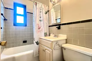 196-49 69th Ave, Fresh Meadows, NY 11365 - Photo 7