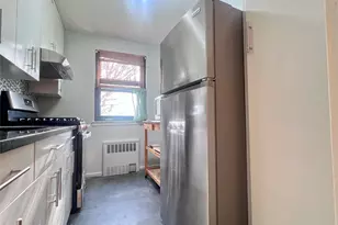 196-49 69th Ave, Fresh Meadows, NY 11365 - Photo 5