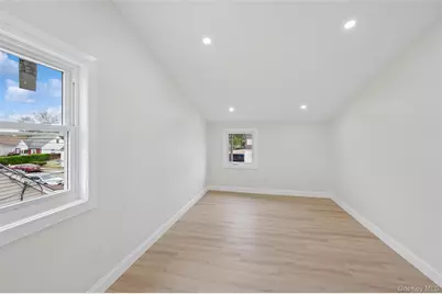 759 Barry Place, Uniondale, NY 11553 - Photo 23