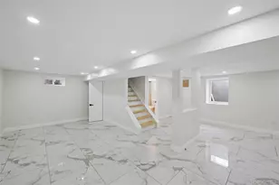 759 Barry Pl, Uniondale, NY 11553 - Photo 15
