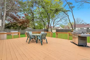 61 Pitchpine Pl, Medford, NY 11763 - Photo 5