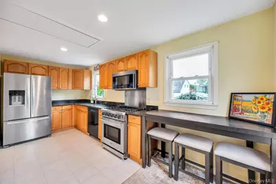 25 Cedar Road, Wading River, NY 11792 - Photo 11