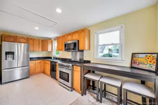 25 Cedar Rd, Wading River, NY 11792 - Photo 11