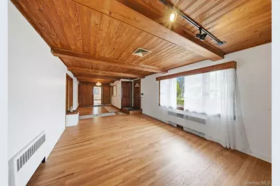 11 5th Avenue, Newburgh, NY 12550 - Photo 5