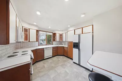 11 5th Avenue, Newburgh, NY 12550 - Photo 9