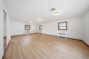 11 5th Ave, Newburgh, NY 12550 - Photo 13
