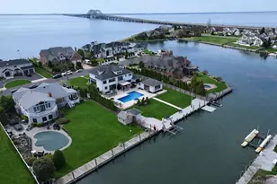 31 Shoal Dr, West Islip, NY 11795 - Photo 7