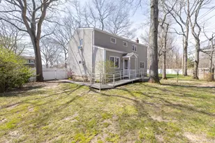 97 Krispin Ln, East Setauket, NY 11733 - Photo 19