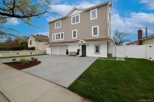 615 Pearl St, Oceanside, NY 11572 - Photo 3