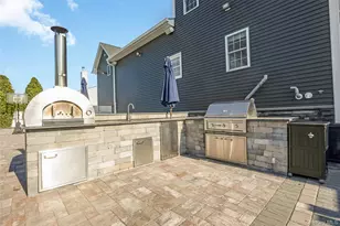 42 Sandy Ln, Massapequa, NY 11758 - Photo 31