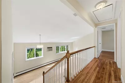 802 Nebraska Avenue, Bay Shore, NY 11706 - Photo 11