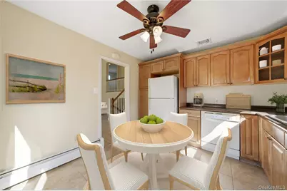 802 Nebraska Avenue, Bay Shore, NY 11706 - Photo 5