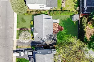 28 Miller St, Glen Cove, NY 11542 - Photo 3