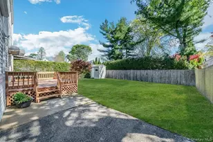 28 Miller St, Glen Cove, NY 11542 - Photo 27