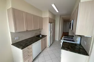 271-10 Grand Central Pkwy, Floral Park, NY 11005 - Photo 7