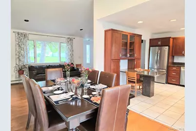 2585 Farsund Drive, Yorktown Heights, NY 10598 - Photo 3