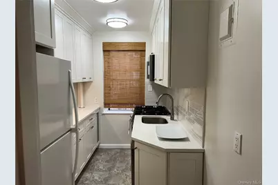 821 Bronx River Road #4D, Bronxville, NY 10708 - Photo 5