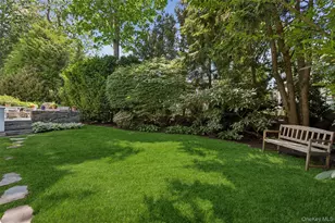 51 Vine Rd, Larchmont, NY 10538 - Photo 31