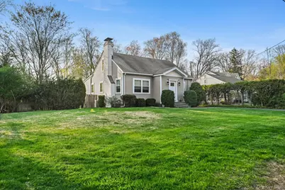 15 Maryland Avenue, Armonk, NY 10504 - Photo 3