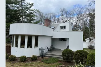 33 Hillside Road, Stony Brook, NY 11790 - Photo 1