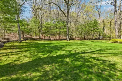 27 Treeview Drive, Melville, NY 11747 - Photo 31