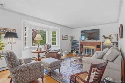 6 Willow Lane, Fishkill, NY 12524 - Photo 11