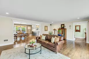 41 Yoakum St, Farmingdale, NY 11735 - Photo 11