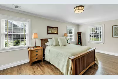 41 Yoakum Street, Farmingdale, NY 11735 - Photo 19