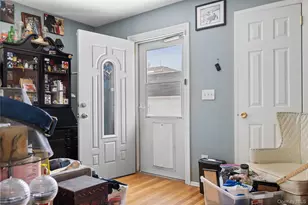36 Elton St, Westbury, NY 11590 - Photo 19