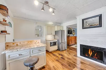 54 Polaris Drive, Levittown, NY 11756 - Photo 7
