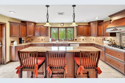 6 Dunderberg Road, Tomkins Cove, NY 10986 - Photo 17