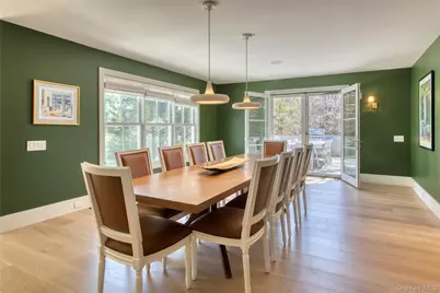 323 Division Street, Sag Harbor, NY 11963 - Photo 11