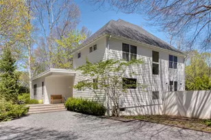 323 Division St, Sag Harbor, NY 11963 - Photo 5
