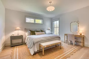 323 Division St, Sag Harbor, NY 11963 - Photo 17