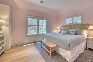 323 Division St, Sag Harbor, NY 11963 - Photo 19