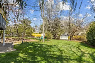5 Lynne Ct, Suffern, NY 10901 - Photo 3