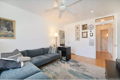 25 Canterbury Road #3-H, Great Neck, NY 11021 - Photo 27