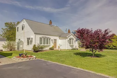 12 Crescent Lane, Levittown, NY 11756 - Photo 47