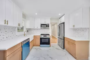 5 Julia Cir, East Setauket, NY 11733 - Photo 11