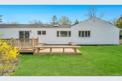 5 Julia Circle, East Setauket, NY 11733 - Photo 25