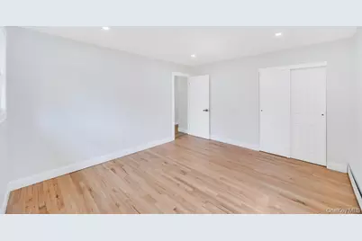 5 Julia Circle, East Setauket, NY 11733 - Photo 19