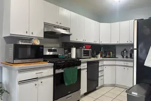 1844 Tomlinson Ave, Bronx, NY 10461 - Photo 5