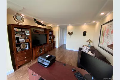 27010 Grand Central Parkway #19O, Floral Park, NY 11005 - Photo 19