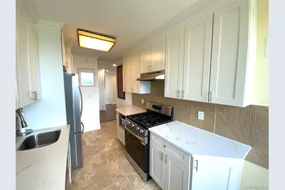 27010 Grand Central Parkway #19O, Floral Park, NY 11005 - Photo 11