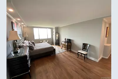 27010 Grand Central Parkway #19O, Floral Park, NY 11005 - Photo 25