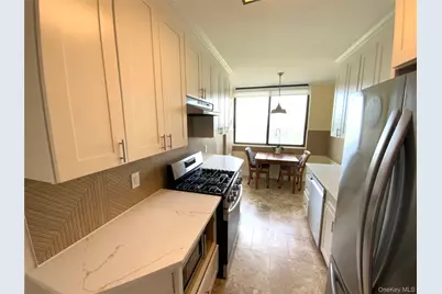 27010 Grand Central Parkway #19O, Floral Park, NY 11005 - Photo 13